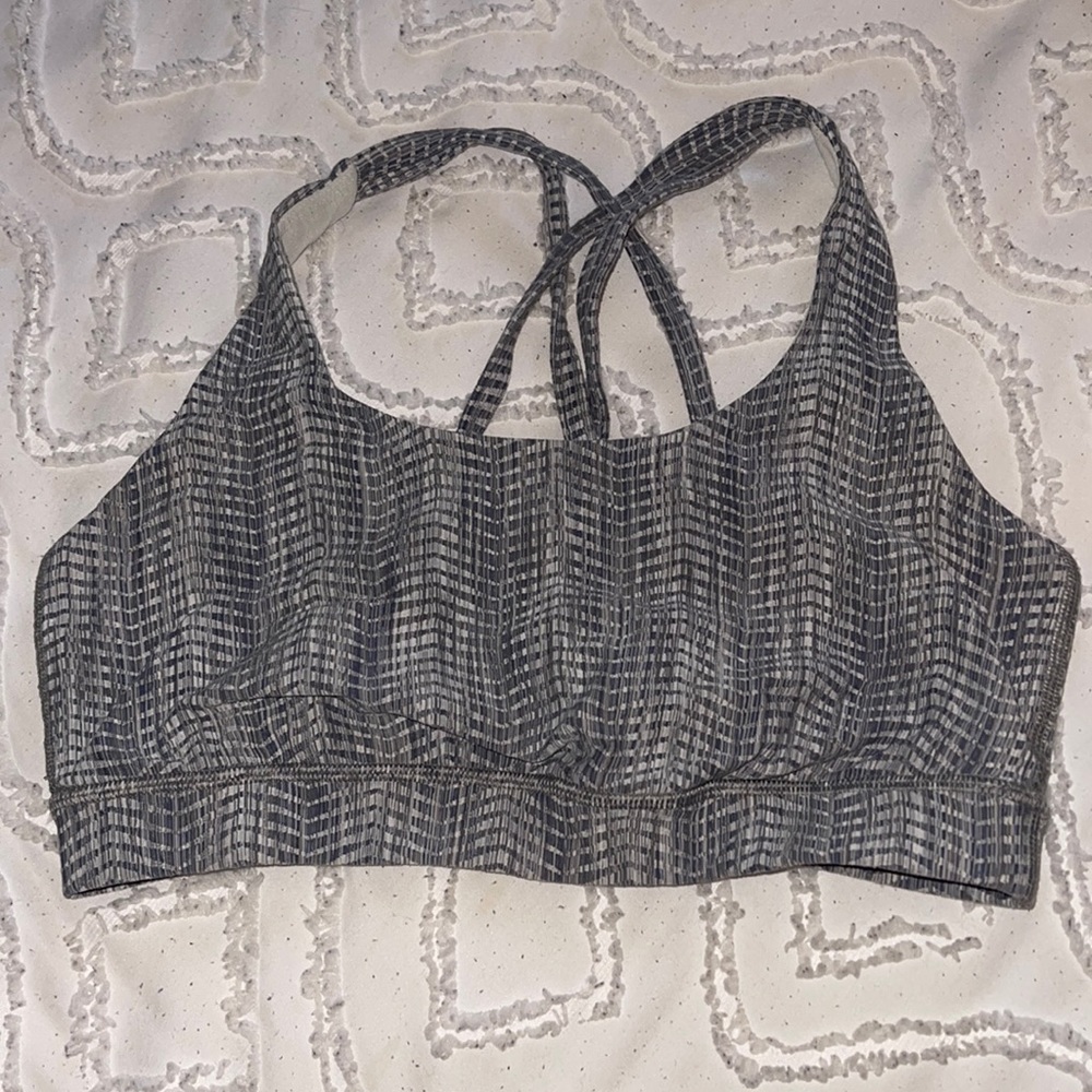 Lululemon sports bra - Picture 2 of 5